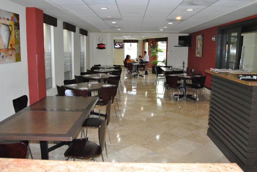 Hotel Alameda Express Heroica Matamoros Exterior foto