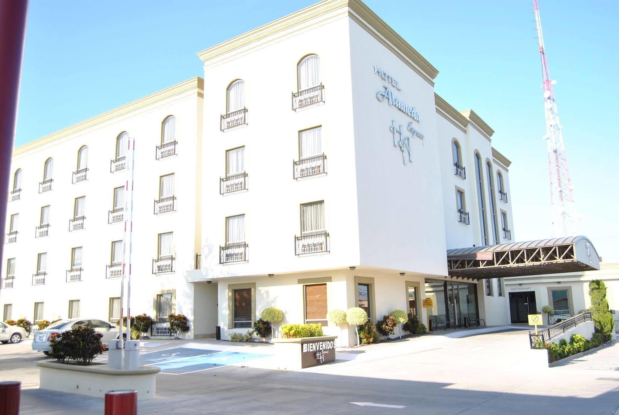 Hotel Alameda Express Heroica Matamoros Exterior foto