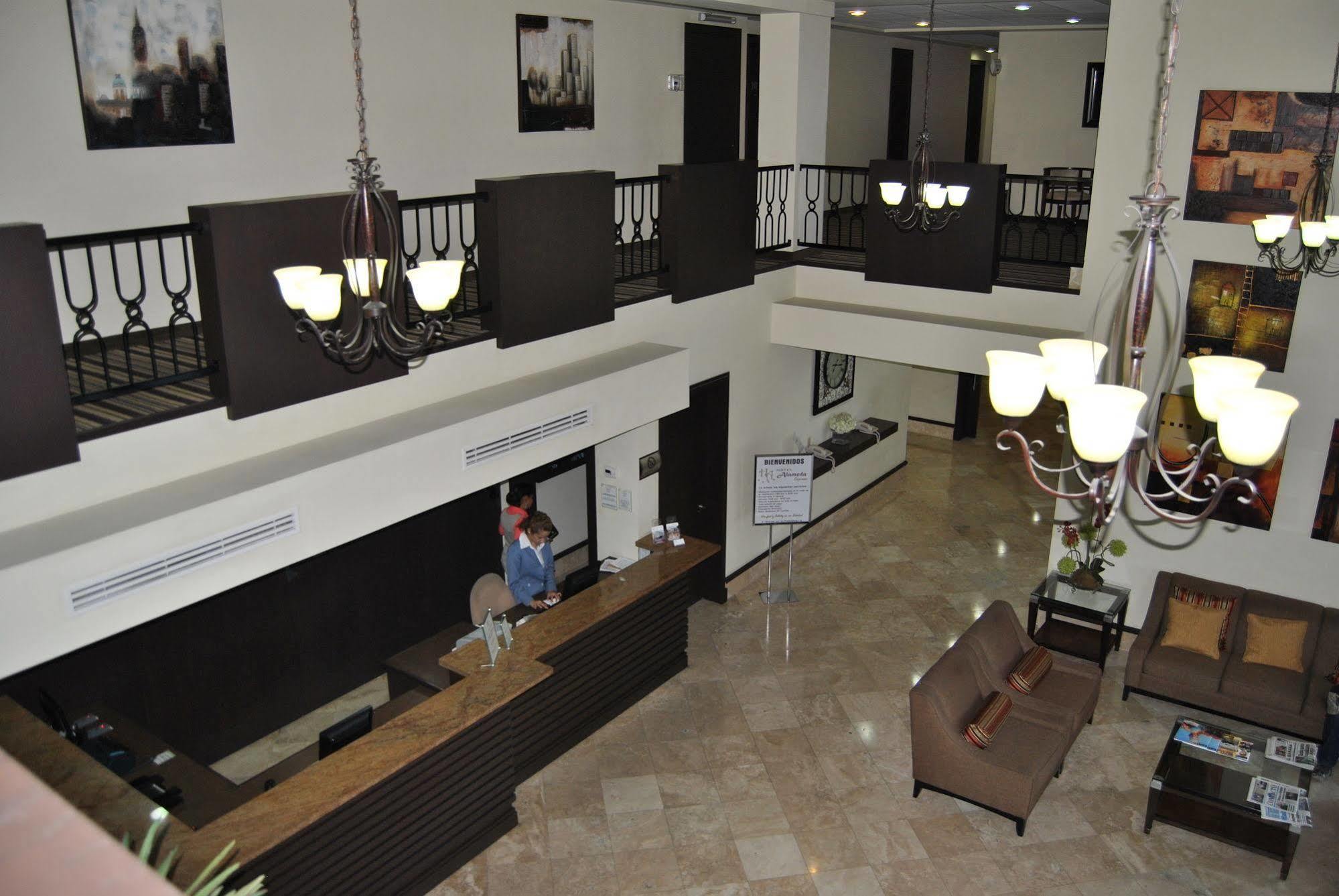 Hotel Alameda Express Heroica Matamoros Exterior foto